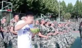 军训吃瓜爆料黑料免费,吃瓜爆料，黑料大公开！